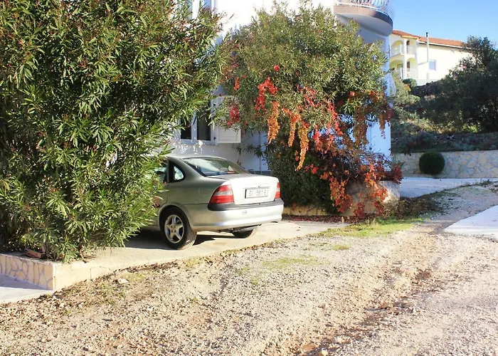 With A Parking Space Okrug Gornji, Ciovo - 9441 Apartament
