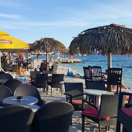 With A Parking Space Okrug Gornji, Ciovo - 9441 *